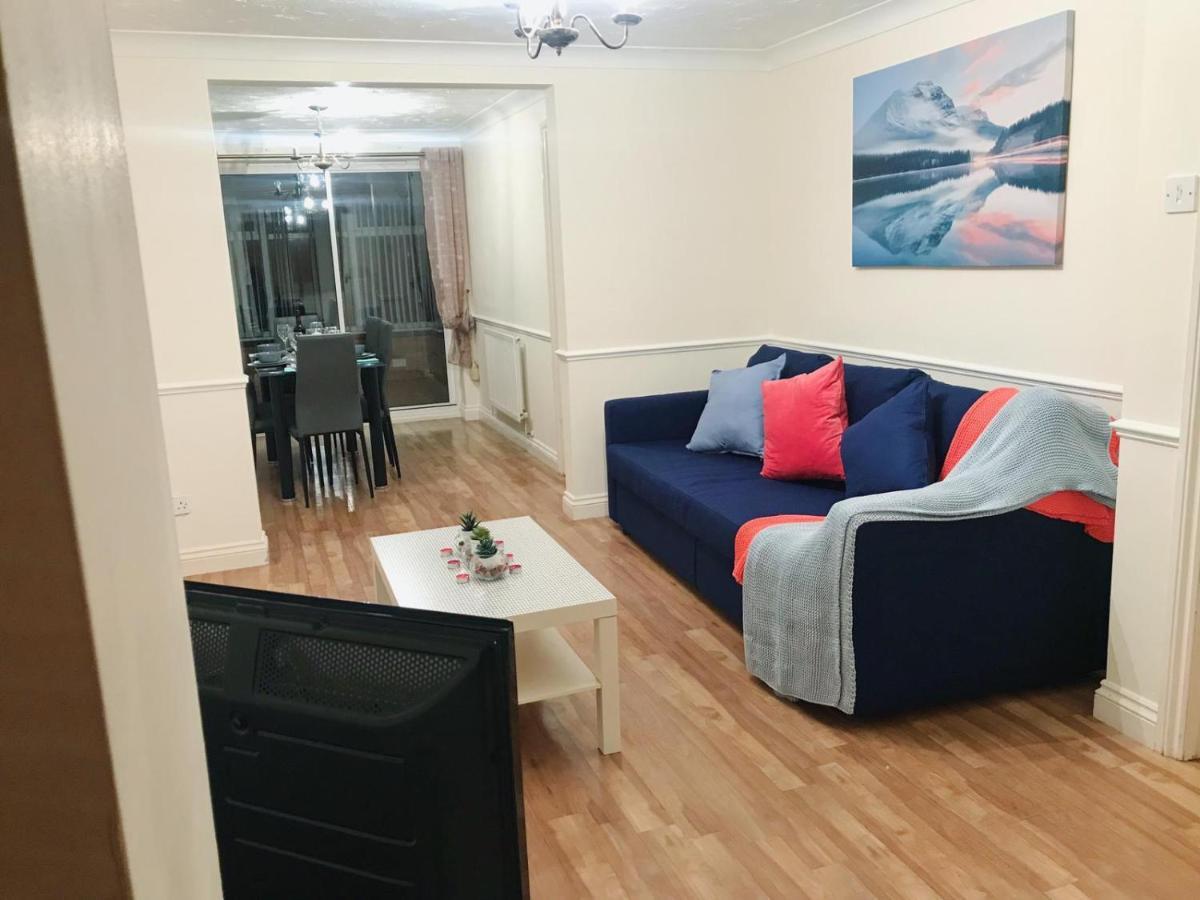 נורת'המפטון Chani Place מראה חיצוני תמונה